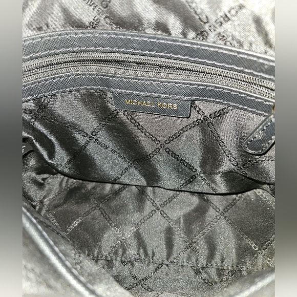 Michael Kors Black Leather Large Dome Bag with Gold Chain Strap - Picture 14 of 16